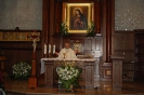 Sanktuarium Matki Bożej Bolesnej, Msza Święta, przy ołtarzu ks. Antoni 